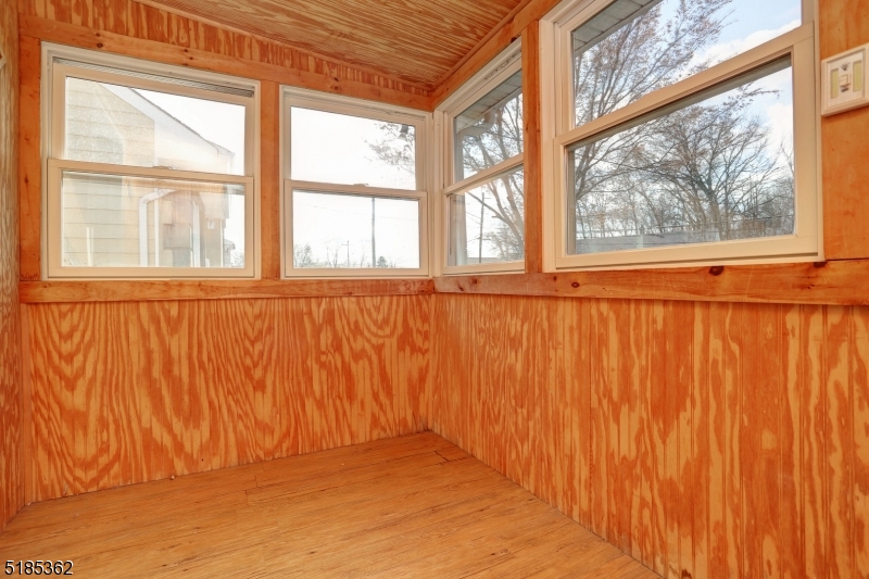 Lake Hiawatha - Residential Lease