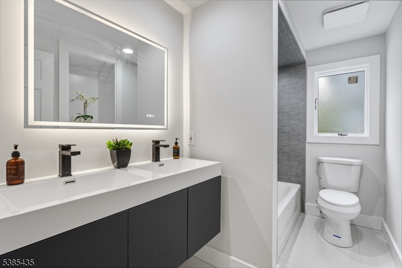 Collins - Residential