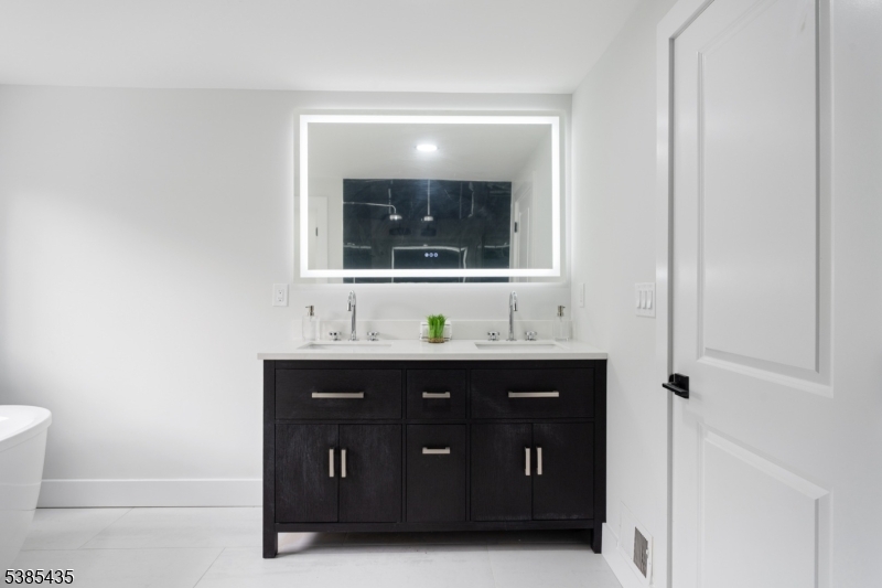 Collins - Residential