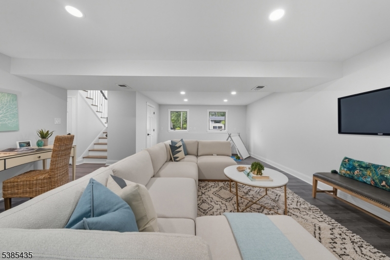 Collins - Residential