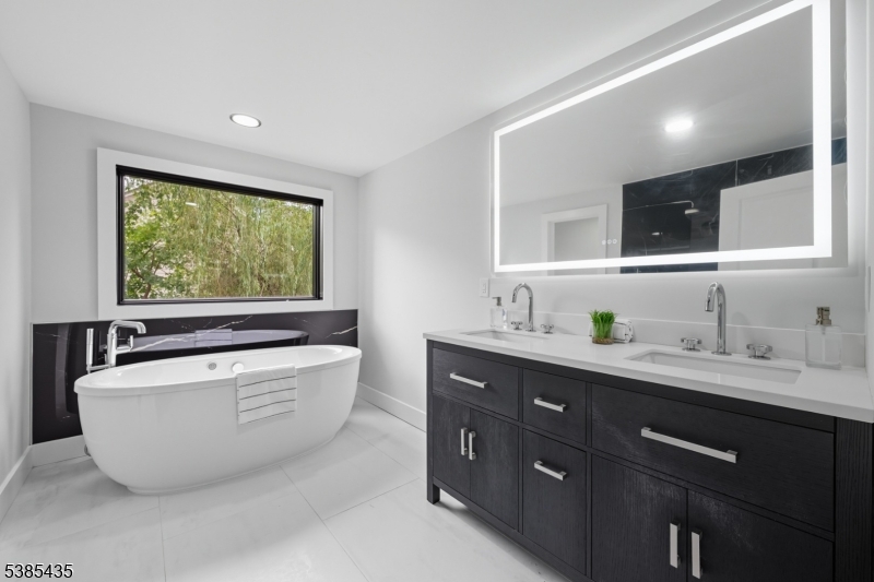 Collins - Residential