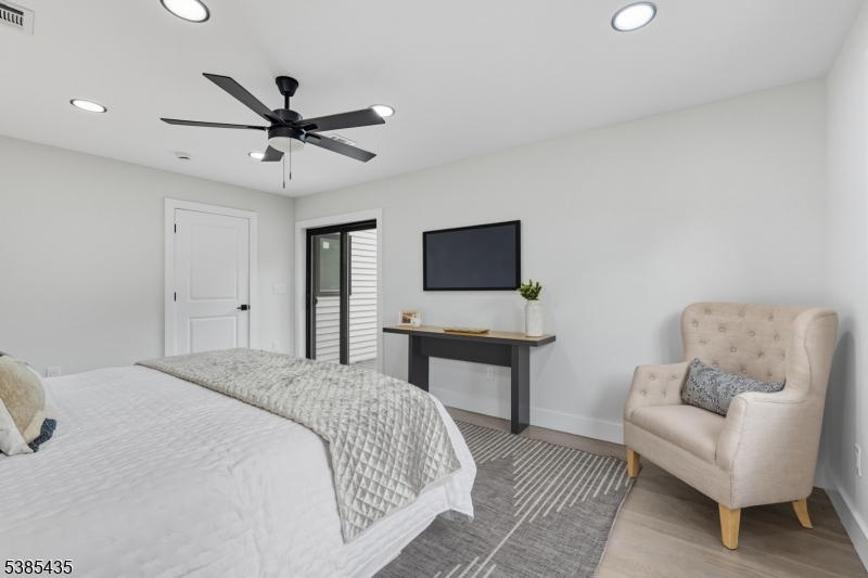 Collins - Residential