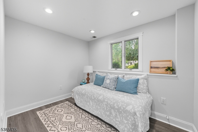 Collins - Residential