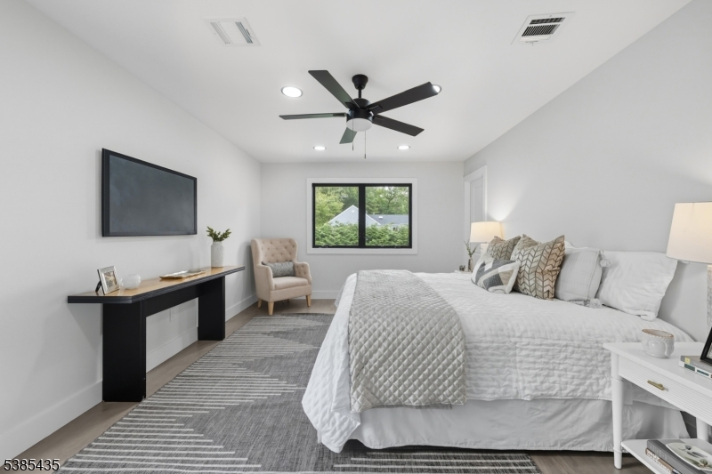 Collins - Residential