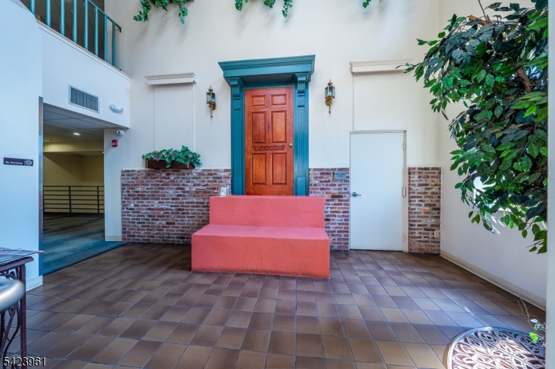 Heritage Square Condos - Residential