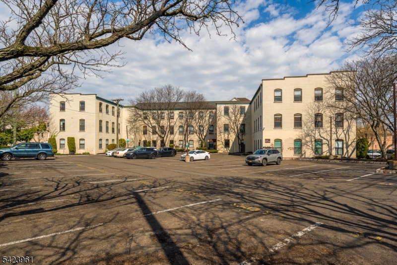 Heritage Square Condos - Residential