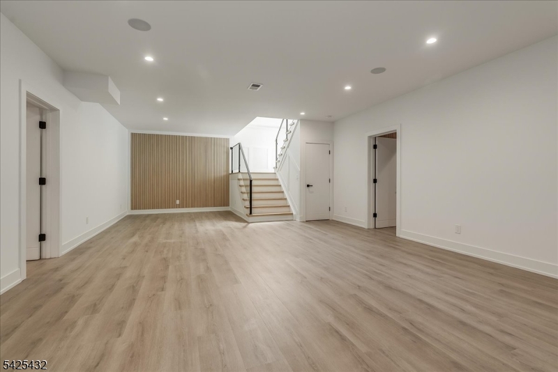 Warren - Residential