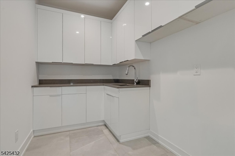 Warren - Residential