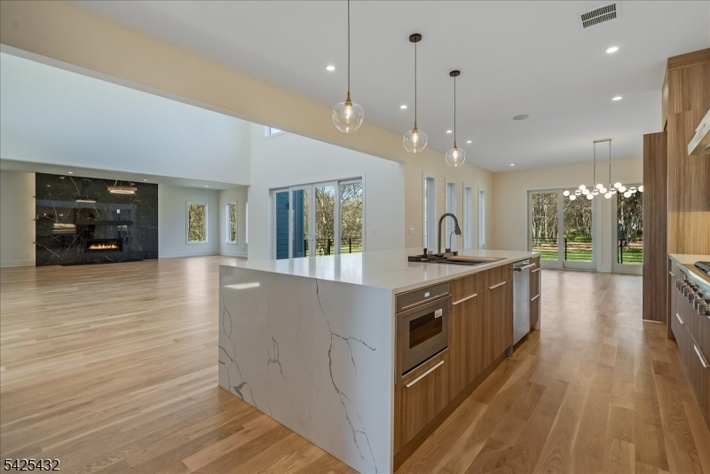 Warren - Residential