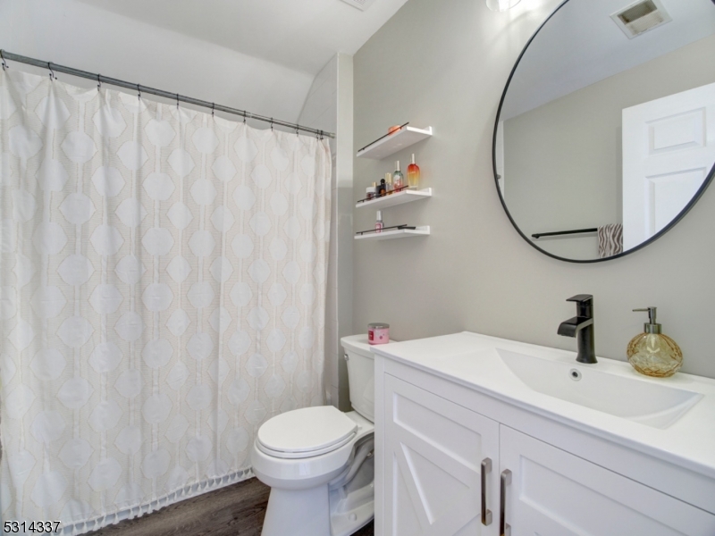 Poets Peak - Residential