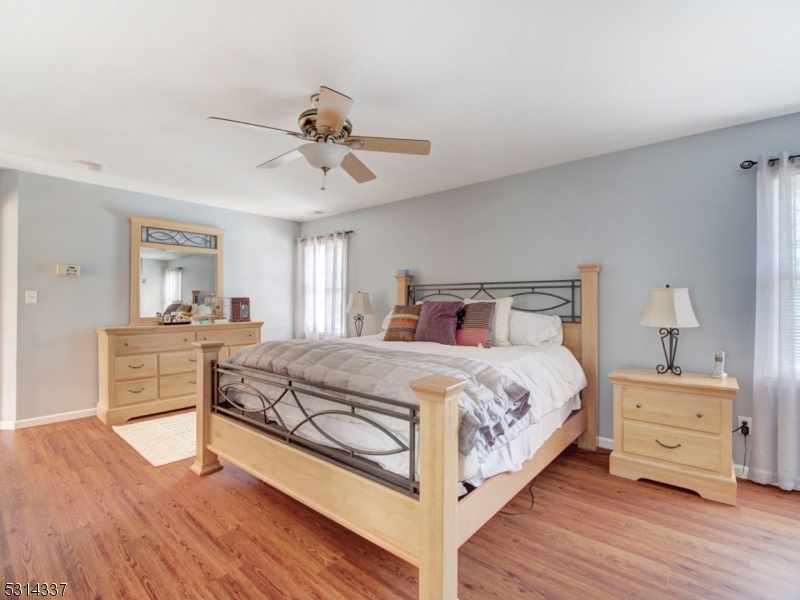 Poets Peak - Residential