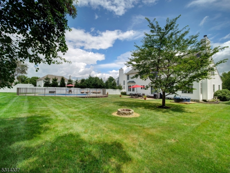 Poets Peak - Residential