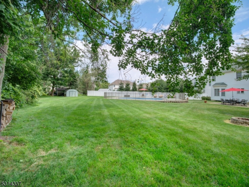 Poets Peak - Residential