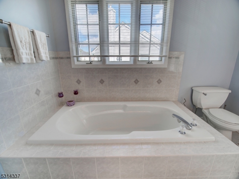 Poets Peak - Residential