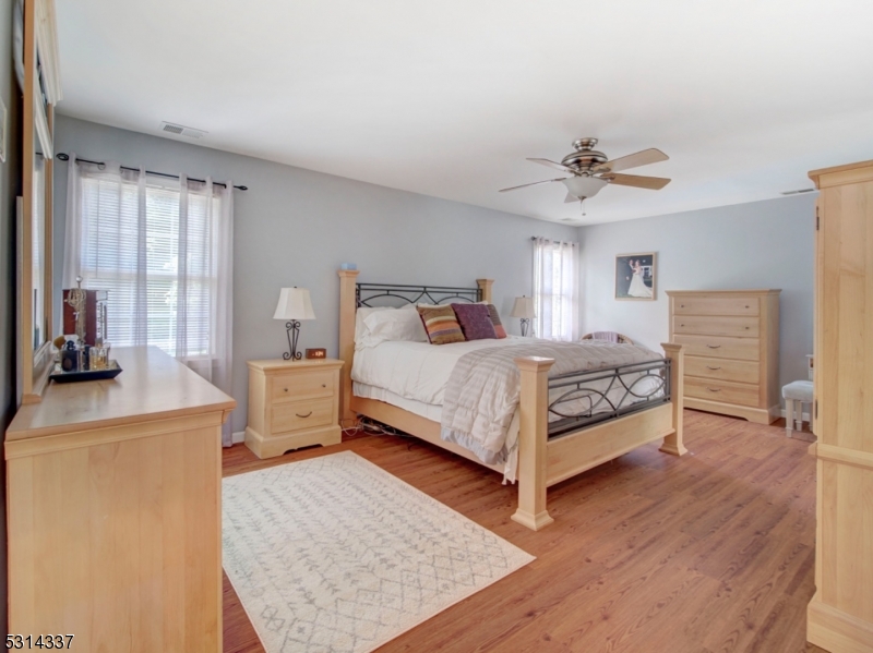 Poets Peak - Residential