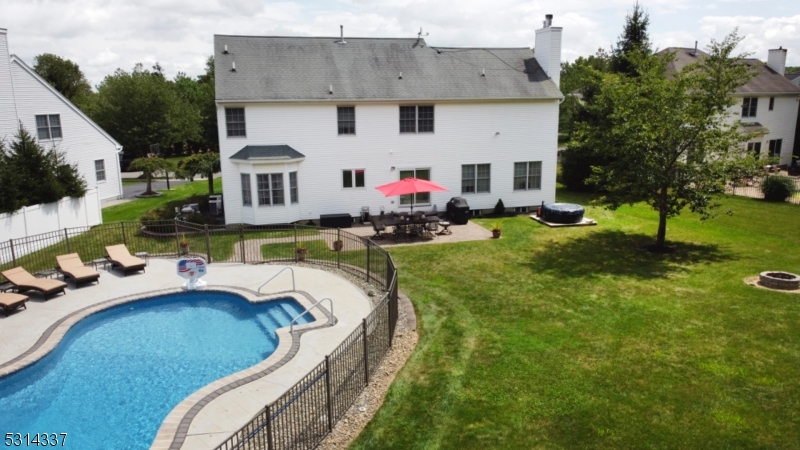 Poets Peak - Residential