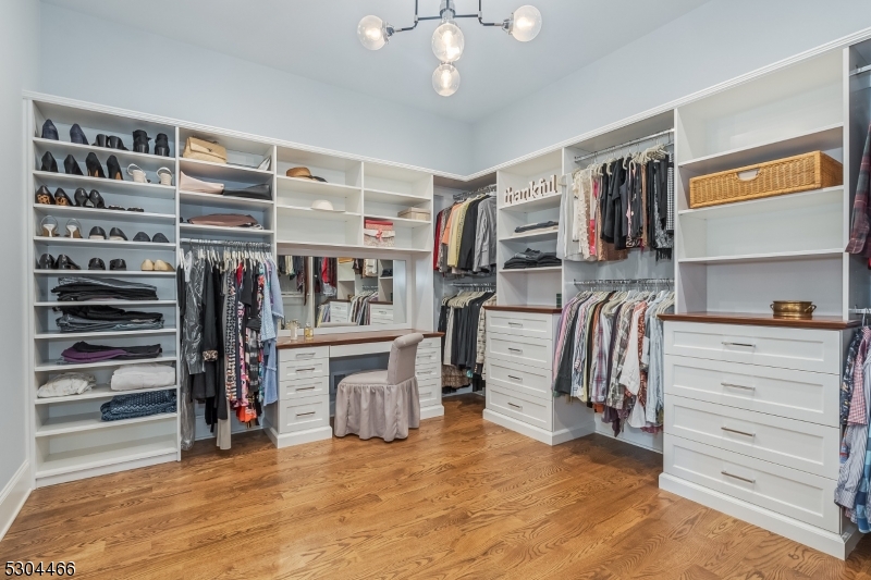 Mine Brook Farm - Residential