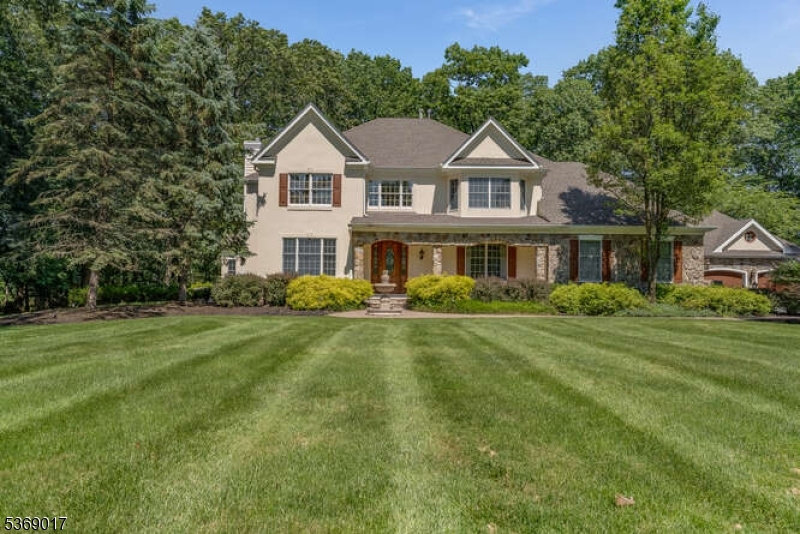 Readington Twp., New Jersey 08889, United States, 5 Bedrooms Bedrooms, ,5 BathroomsBathrooms,Residential,Active,167804