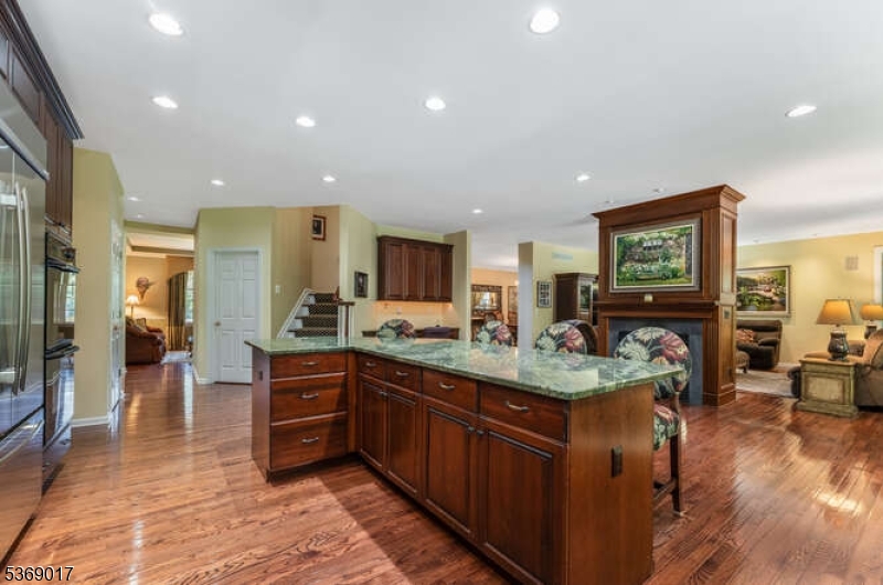 Readington Twp., New Jersey 08889, United States, 5 Bedrooms Bedrooms, ,5 BathroomsBathrooms,Residential,Active,167804