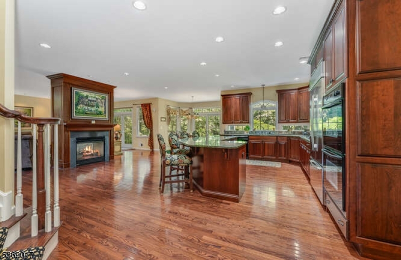 Readington Twp., New Jersey 08889, United States, 5 Bedrooms Bedrooms, ,5 BathroomsBathrooms,Residential,Active,167804