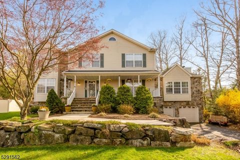 40 Orleans Ln, West Milford Twp., NJ 07480 - #: 3905226