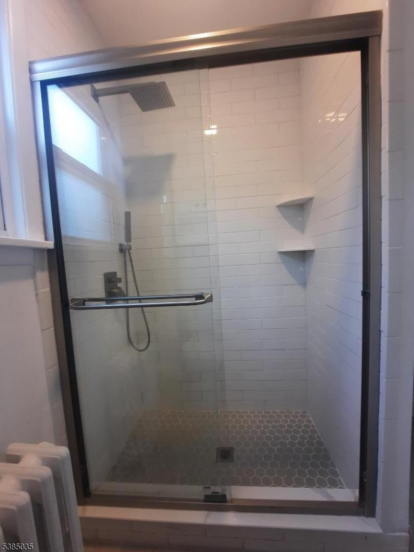 Woodland Park, New Jersey 07424, United States, 3 Bedrooms Bedrooms, ,1 BathroomBathrooms,Residential,Active,210265