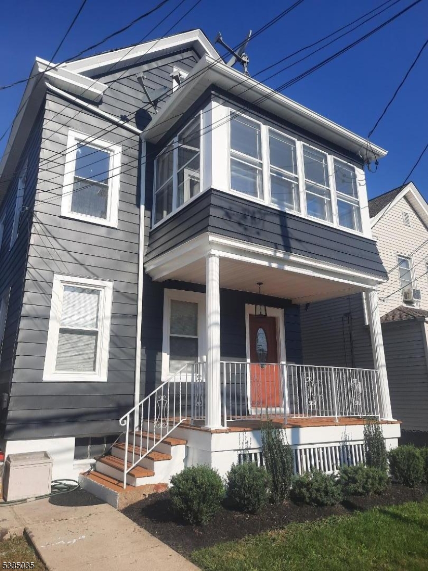 Woodland Park, New Jersey 07424, United States, 3 Bedrooms Bedrooms, ,1 BathroomBathrooms,Residential,Active,210265