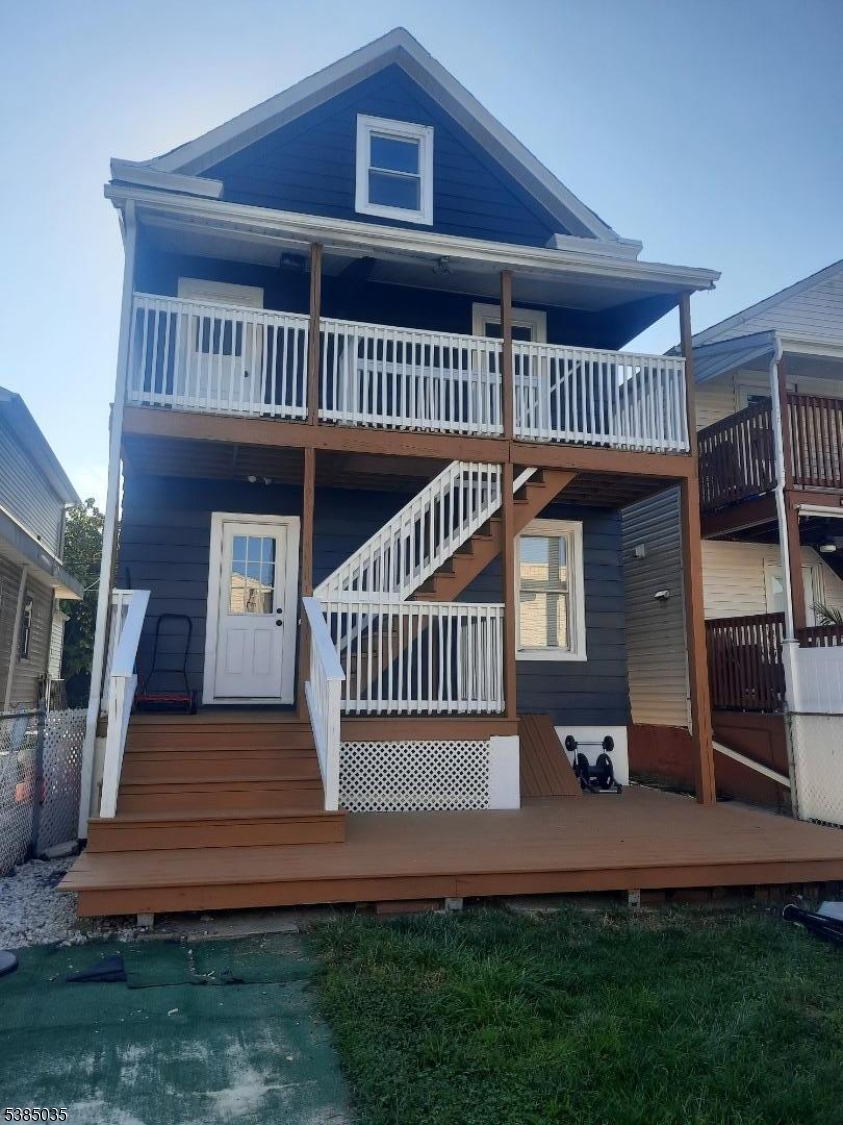 Woodland Park, New Jersey 07424, United States, 3 Bedrooms Bedrooms, ,1 BathroomBathrooms,Residential,Active,210265