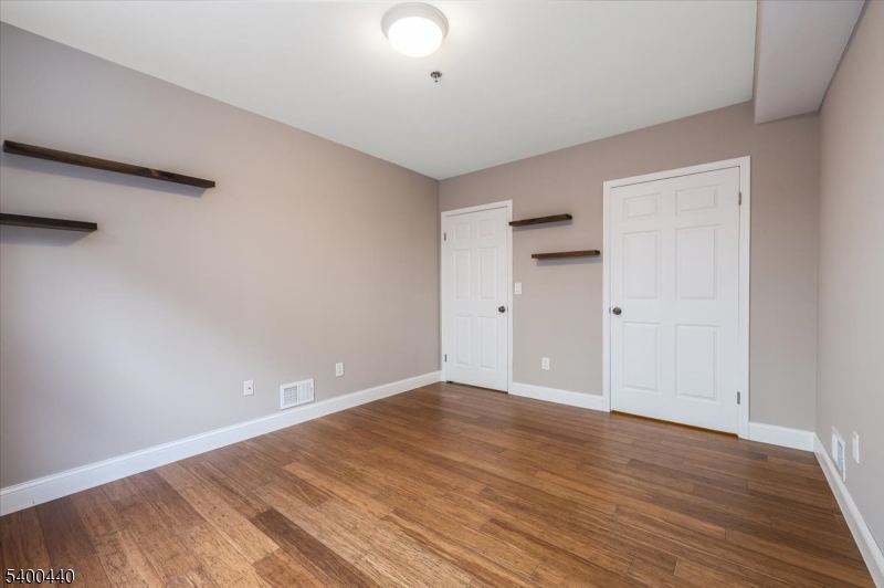 Crescent Court - Residential Lease