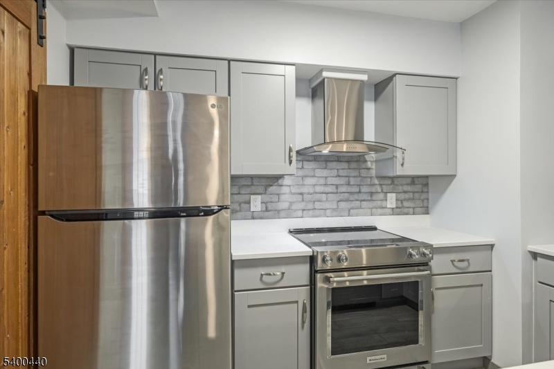 Crescent Court - Residential Lease