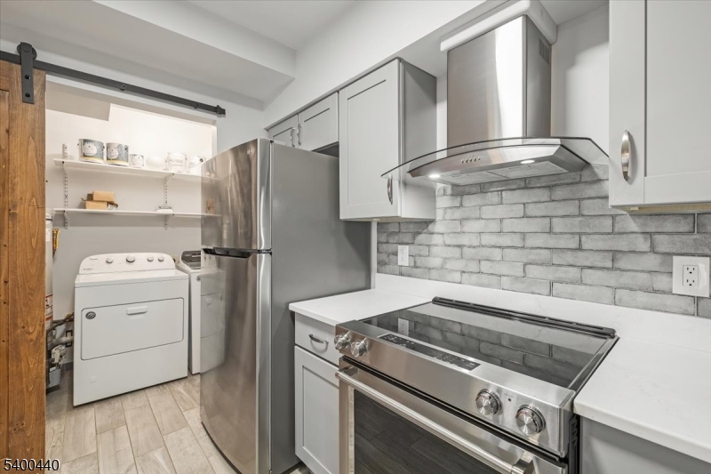 Crescent Court - Residential Lease