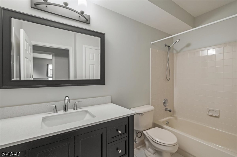 Crescent Court - Residential Lease