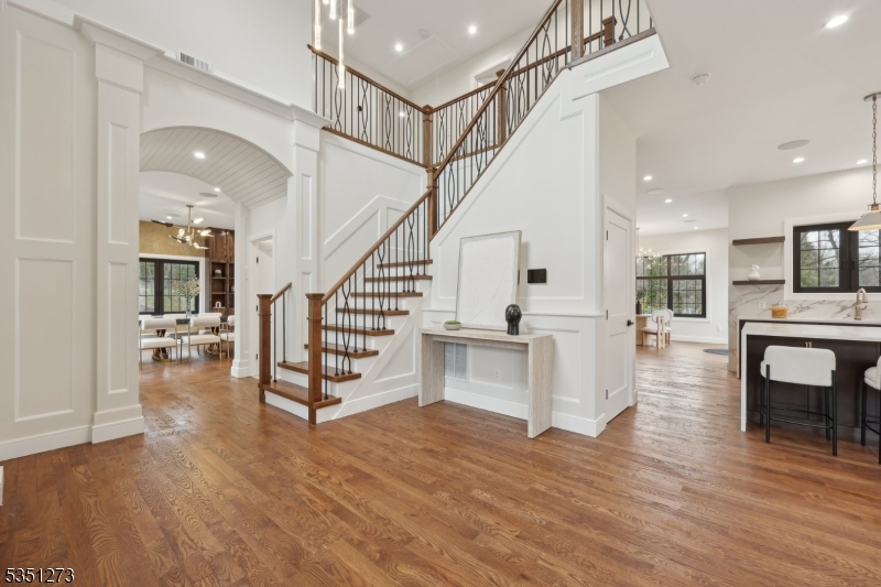 32 Hurley Ave
