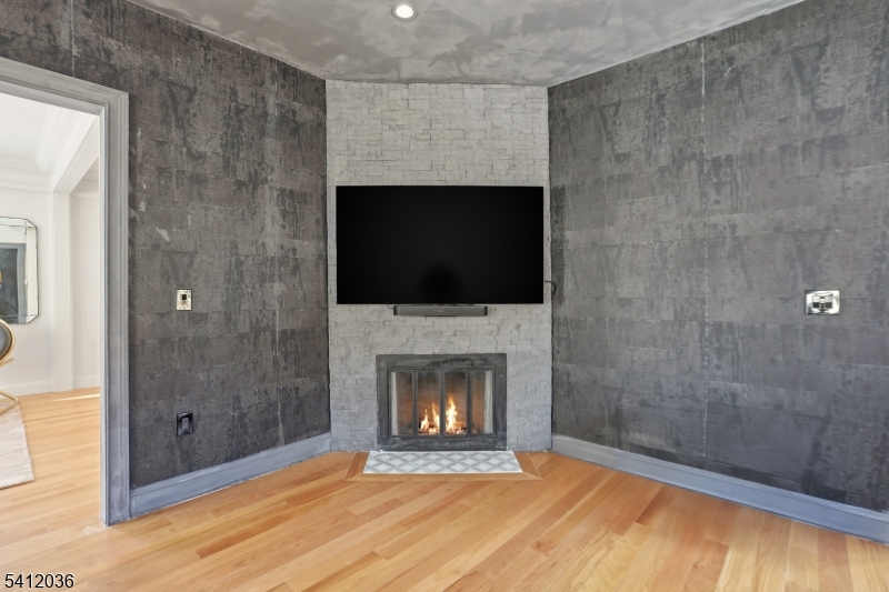 Seven Oaks - Residential