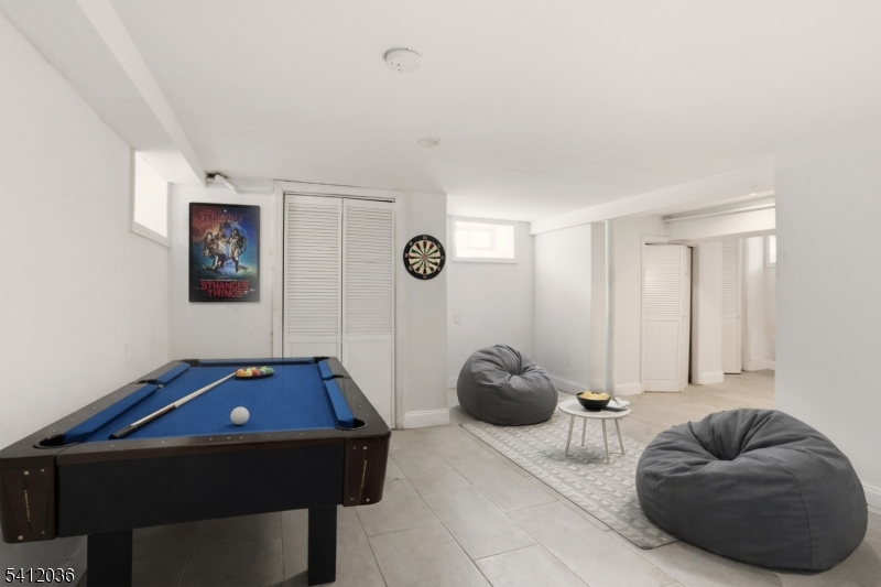 Seven Oaks - Residential