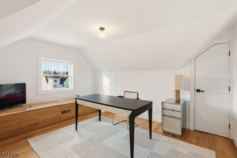 Seven Oaks - Residential