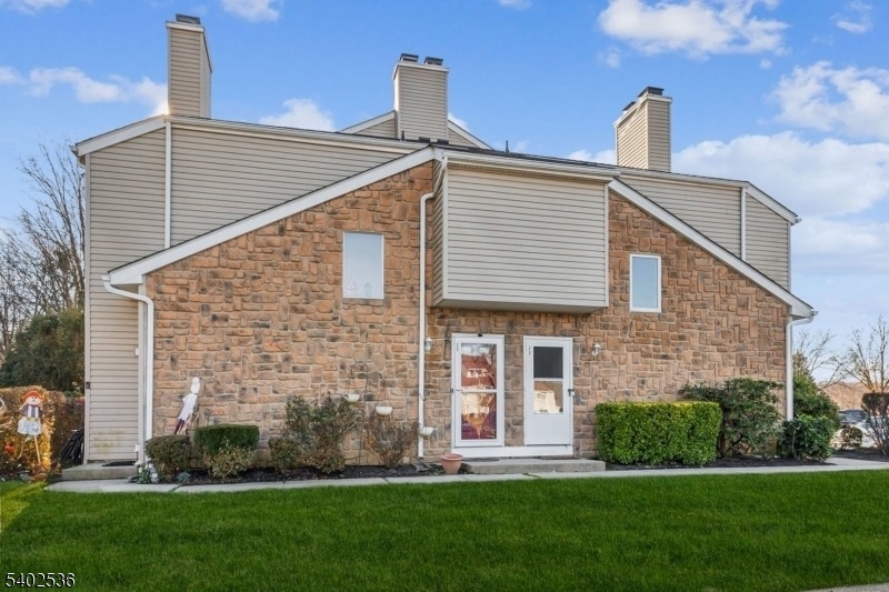 Carriage Homes/Reflection - Residential