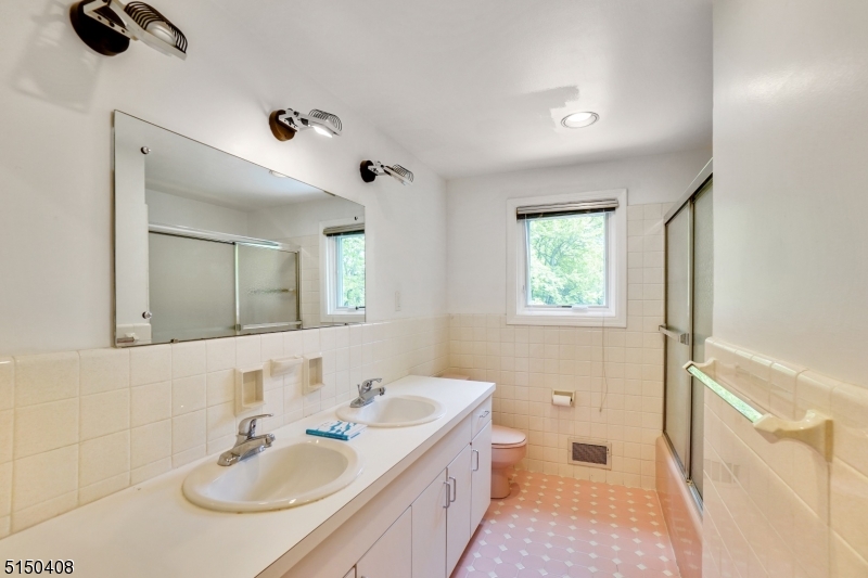 Hartshorn - Residential