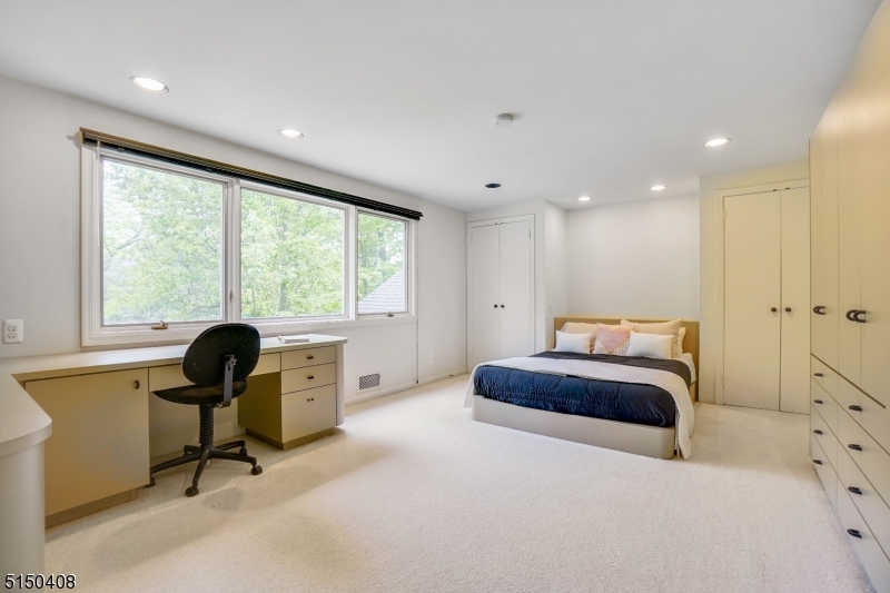 Hartshorn - Residential