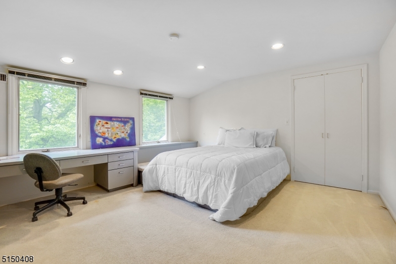 Hartshorn - Residential