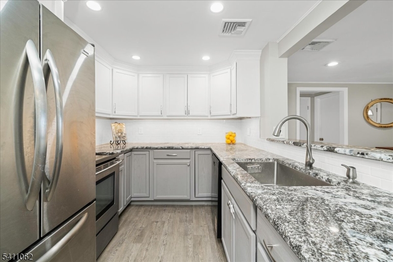 Seneca Lake - Residential