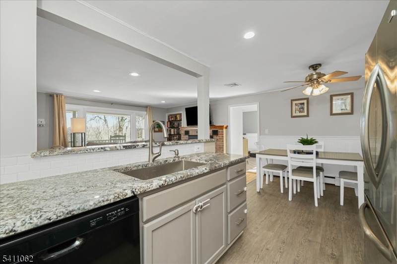 Seneca Lake - Residential