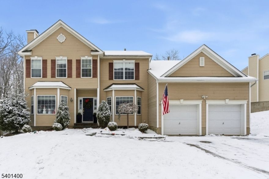Welcome to your forever home,  two story foyer welcomes you with a beautiful layout,  Formal living room space with hardwood floors, gas fireplace and bay window.  Formal dining room with hardwood floors and bay window.  A large family room over looking the kitchen and breakfast area,  your first floor also has a laundry room, access to the garage, den/office and half of bathroom.  Second floor has 4 nice size bedrooms and two full bathrooms.  One of the four bedrooms is your master bedroom suite with two walk in closets and a full bathroom.  Full unfinished walk out basement.  Your yard is full of entertainment with outdoor kitchen, large patio, firepit all nicely done in pavers.