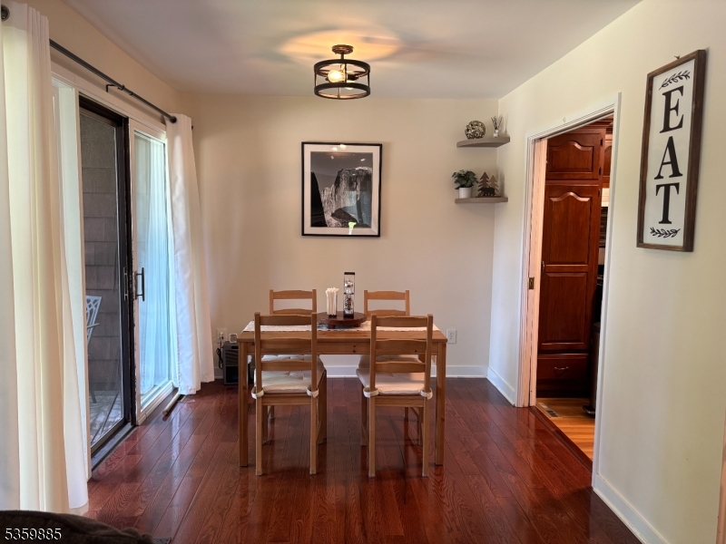 Allamuchy Twp., New Jersey 07840, United States, 1 Bedroom Bedrooms, ,1 BathroomBathrooms,Residential,Active,135519