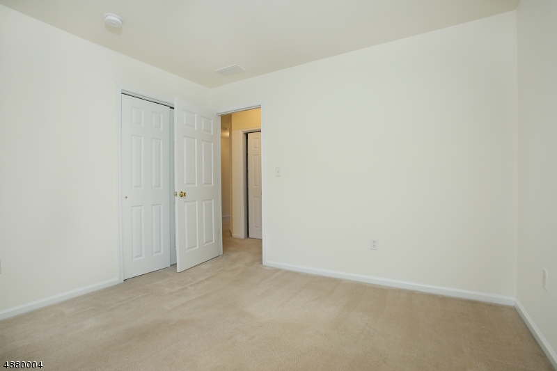 Glenmont Commons - Residential Lease