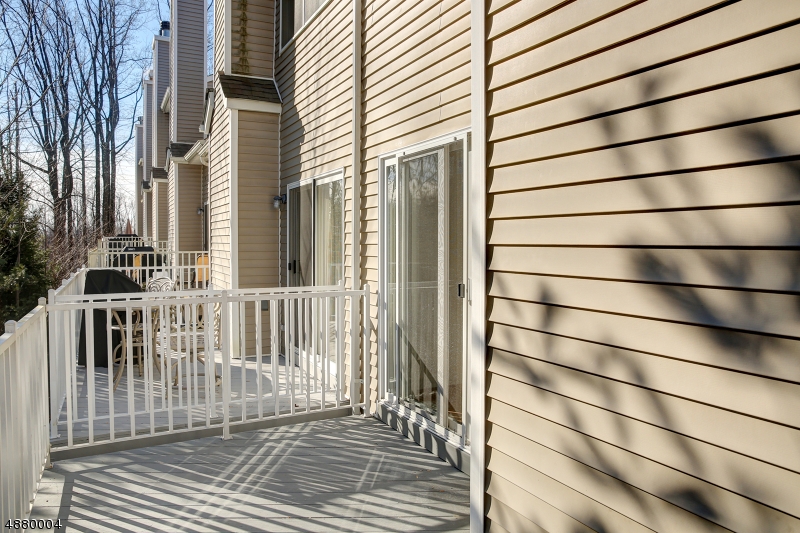 Glenmont Commons - Residential Lease