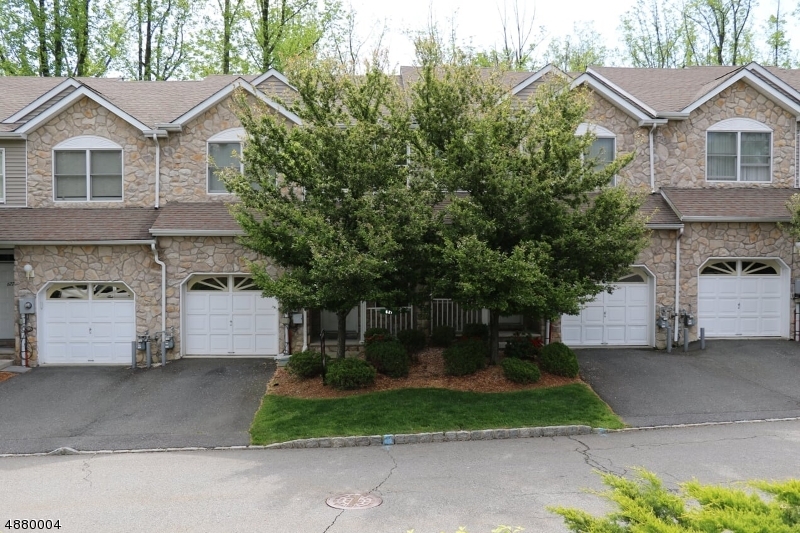 Glenmont Commons - Residential Lease