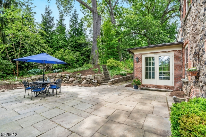 Old Short Hills - Residential