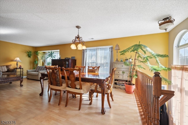 GLENBROOKE - Residential