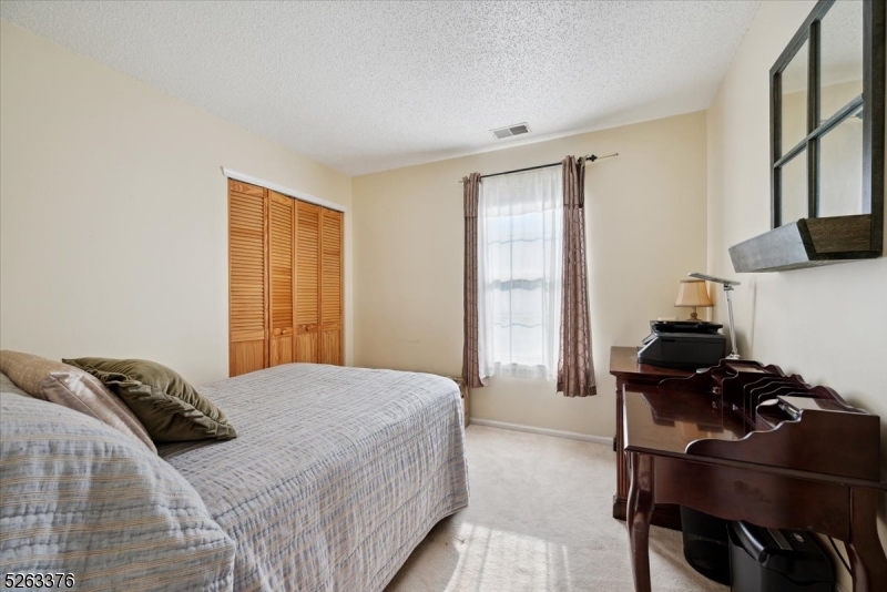 GLENBROOKE - Residential